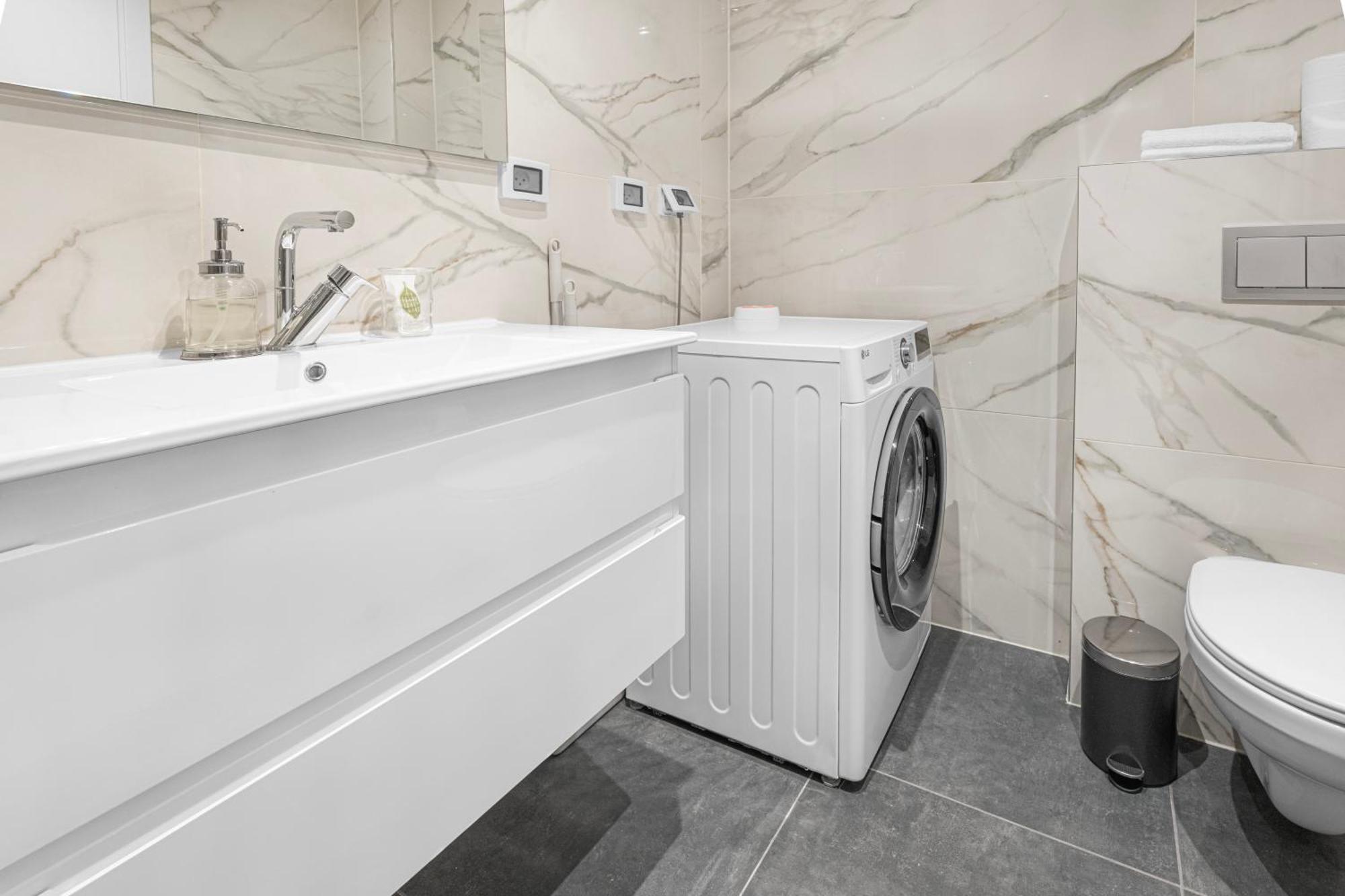 Luxury With Sea View #64 By Hashdera *